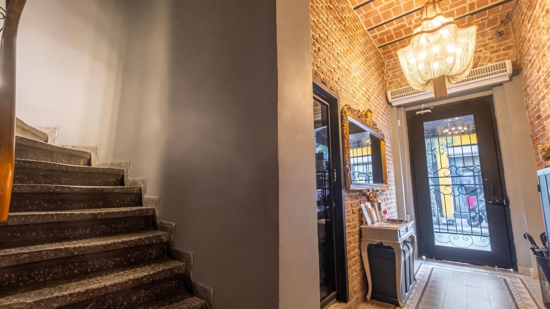 Selvese Collection Hotel Galata 1875 2*, Istanbul Turkey